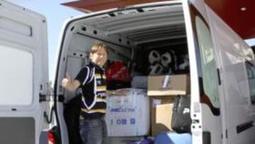 <b>POR CARRETERA. </b>A diferencia del equipo, que lo hará en avión, los 1.000 kilos de material viajarán en furgoneta hasta Dunblane.