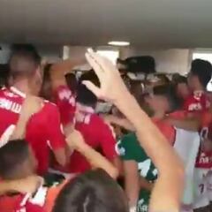 Otro nivel de motivación: el Murcia a ritmo de Camela...