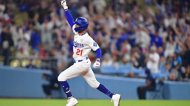 The league declared in 2002, with the start of National Hispanic Heritage Month, each Sep. 15 would be Roberto Clemente Remembrance Day.