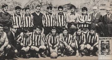 Bádminton de Curicó: Fue uno de los ocho clubes fundadores de la Liga Profesional de Fútbol. Nació en 1912 y culminó su trayectoria en 1973.