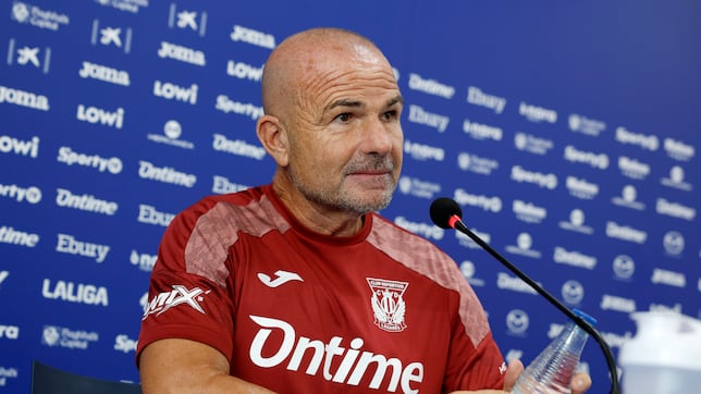 Paco López: “De mi boca no habéis oído la palabra ascenso, sino trabajo”