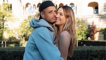 Luego de los rumores que señalaban una supuesta separación entre 'Chicharito' Hernández y la modelo Sarah Kohan, el futbolista habló sobre su familia.