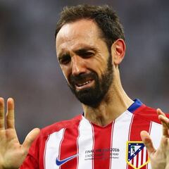 Carta de la afición a Juanfran:
"Yo te pediría perdón a ti"