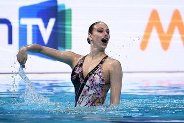 Mireia Hernández debuta sexta y pasa a la final del solo libre