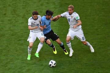 Rodrigo Bentancur, Gazinskiy y Miranchuk.