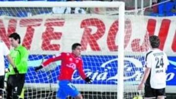 <b>UN GOL. </b>Mikel Álvaro dio los tres puntos al Numancia con su gol al rematar un centro de Dimas desde la derecha.