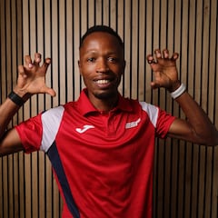 “España me lo ha dado todo, ahora solo me faltan mi mujer y mi hija aquí conmigo”