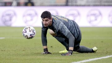 Courtois: "Hab¨ªa repasado los penaltis en el banquillo..."