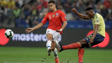 Chile derrot&oacute; a Colombia en penales y lo elimin&oacute; de la Copa Am&eacute;rica de Brasil. 