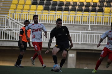 Tras pasar por Bucaramanga y firmar por Deportivo Pasto, donde sólo duró un día, decidió volver al país y aceptar la propuesta para ser el '9' de San Luis.