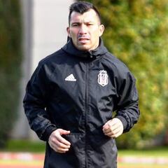 Dirigencia de Besiktas 'enfría' la posible venta de Gary Medel