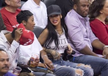 Rihanna se está convirtiendo en una habitual en las gradas de estos playoffs 2014.