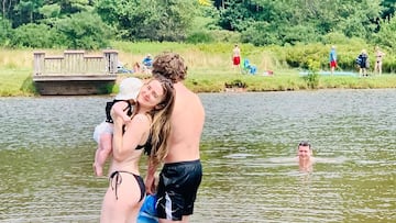 Why did Jeremy Allen White and Addison Timlin divorce?