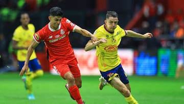 during the final second leg match between Toluca and America as part of the Liga BBVA MX, Torneo Clausura 2025 at Nemesio Diez Stadium on May 25, 2025 in Toluca, Estado de Mexico, Mexico.