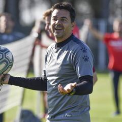 Míchel prepara el partido más complicado de su carrera
