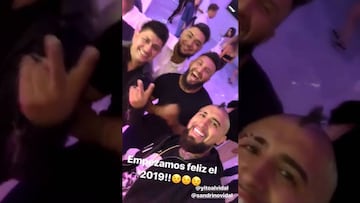 Arturo Vidal mostró su encendida fiesta de Año Nuevo