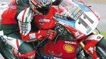 <b>SUBCAMPEÓN DE SBK.</B> Xaus acabó este año segundo en Superbikes.