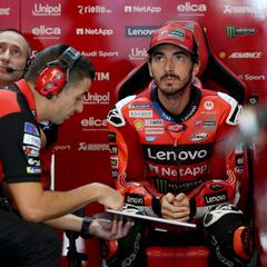 Ni en Ducati saben qué pasa con Pecco