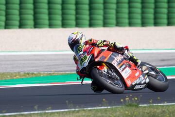 #19 ALVARO BAUTISTA (Aruba.it Racing Ducati - Panigale V4R) during the World SuperBike - SBK Pirelli Emilia-Romagna Round FIM Superbike World Championship 2022 - Race2 on June 12, 2022 at the Misano World Circuit Marco Simoncelli in Misano Adriatico, Italy (Photo by Valerio Origo/LiveMedia/NurPhoto via Getty Images)