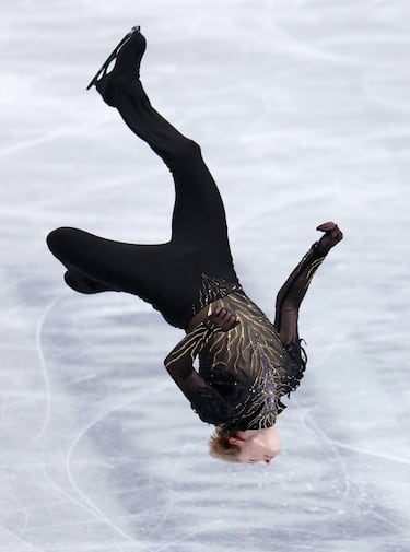 Javi Fernández desnuda a Malinin, el ‘dios de los cuádruples’