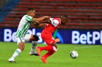 El equipo verde venció a Santa Fe en la primera fecha de la Liga BetPlay. Neyder Moreno y Vladimir Hernández, anotaron los goles de la victoria en el Atanasio Girardot. 