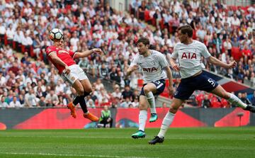 Así fue el nuevo gol de Alexis en Wembley ante Tottenham