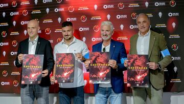 13-07-2024 NOTICIAS SPORTING DE GIJON
MAREO CAMPAÑA DE ABONADOS PRESIDENTE GUERRA CANELLA JOAQUIN CON CARTEL