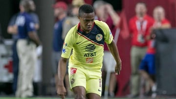 Andr&eacute;s Ibarg&uuml;en durante un partido con Am&eacute;rica de M&eacute;xico.