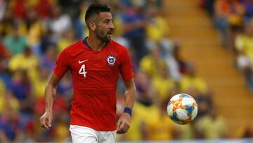 ******COBERTURA ESPECIAL, DISPONIBLE SOLO PARA CLIENTES ESPECIALMENTE ABONADOS*******
Futbol, Colombia vs Chile.
Partido amistoso 2019.
El jugador de la seleccion chilena Mauricio Isla controla el balon durante el partido amistoso contra Colombiana disputado en el estadio Jose Rico Perez de Alicante, Espana.
12/10/2019
Andres Pina/Photosport
Football, Colombia vs Chile.
Friendly match 2019.
Chile's player Mauricio Isla controls the ball during the friendly match against Colombia held at the Jose Rico Perez stadium in Alicante, Spain.
12/10/2019
Andres Pina/Photosport