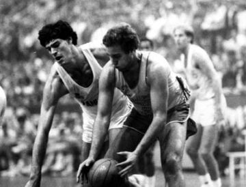 John Pinone, en su debut, contra el Madrid de Fernando Martín.