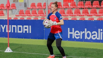 Patri Larqué, en un entrenamiento del Atlético.