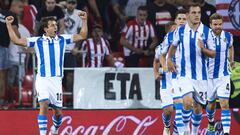 BILBAO, SPAIN - OCTOBER 05:  Mikel Oyarzabal of Real Sociedad  celebrates after scoring during the La Liga match between Athletic Club and Real Sociedad at San Mames Stadium on October 5, 2018 in Bilbao, Spain.  (Photo by Juan Manuel Serrano Arce/Getty Im