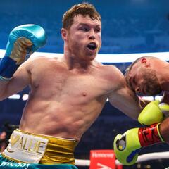 Así se vivio en fotos el combate entre Canelo Álvarez y Saunders