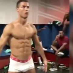 Cristiano, semidesnudo en el 'Mannequin Challenge'