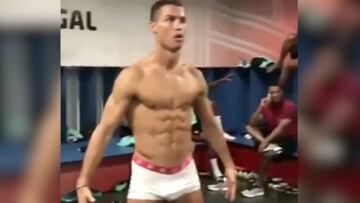 Cristiano, semidesnudo en el 'Mannequin Challenge'