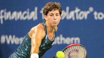 Carla Suárez disfruta ante Krunic y se enfrentará a Kuznetsova