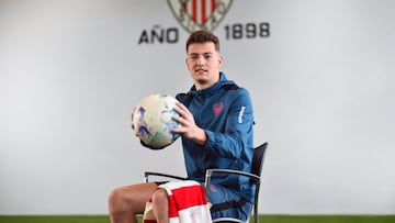 01/04/24 JULEN AGIRREZABALA JUGADOR ATHLETIC DE BILBAO EN MEDIA DAY ENTREVISTA