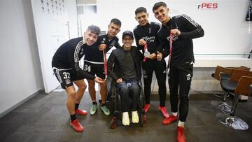 La leyenda olímpica que visitó a los jugadores de Colo Colo