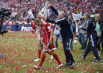 El Bayern Múnich celebró la conquista de su 27º título de la Bundesliga.