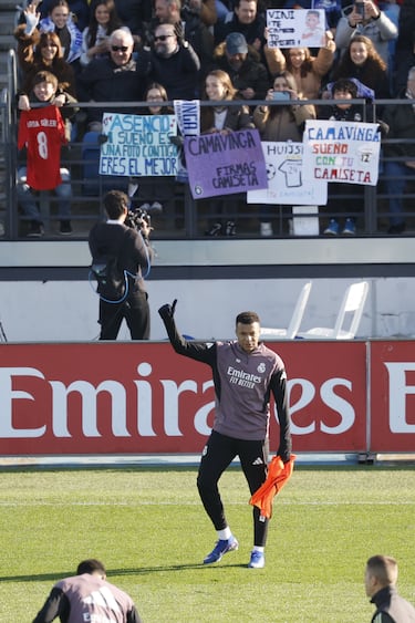 Kylian Mbappé durante el entrenamiento a puertas abiertas del Real Madrid.