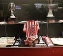 El Atleti crea en su museo un altar con las dos copas