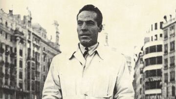 Mejor conocido como El Rey del Astrágalo, estuvo vistiendo la camiseta del Real Madrid en diversas ocasiones durante su carrera, pero tras retirarse se convirtió en estratega de varios equipos incluyendo algunos mexicanos, entre los que están las Águilas en 1957.