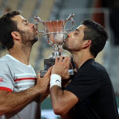 El salvadoreño Marcelo Arévalo es el primer centroamericano que gana en Roland Garros