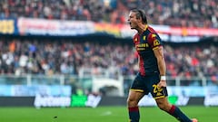 Johan Vásquez rescata empate en duelo de sotaneros