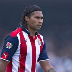 'Gullit' Peña salió de Chivas para aliviar la situación económica