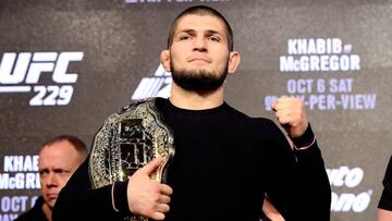 Khabib feeds rumors about a Mayweather fight in Russia