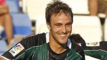 El argentino Caffa rescinde su contrato con el Real Betis