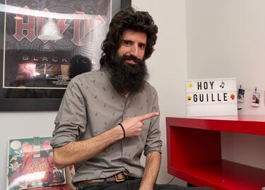 Guille-Santa Olalla, la historia del cantautor de Baza que intentó por tres veces huir de la música