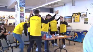 El c¨¢ntico cholista de los jugadores del Cardassar al saber que les tocaba el Atleti