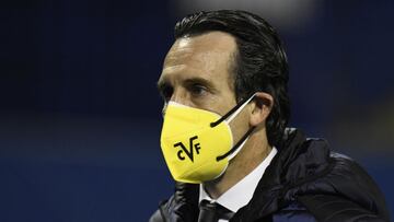 ZAGREB, CROATIA - APRIL 08: Unai Emery, Head Coach of Villarreal CF looks on after the UEFA Europa League Quarter Final First Leg match between Dinamo Zagreb and Villarreal at Stadion Maksimir on April 08, 2021 in Zagreb, Croatia. Sporting stadiums around